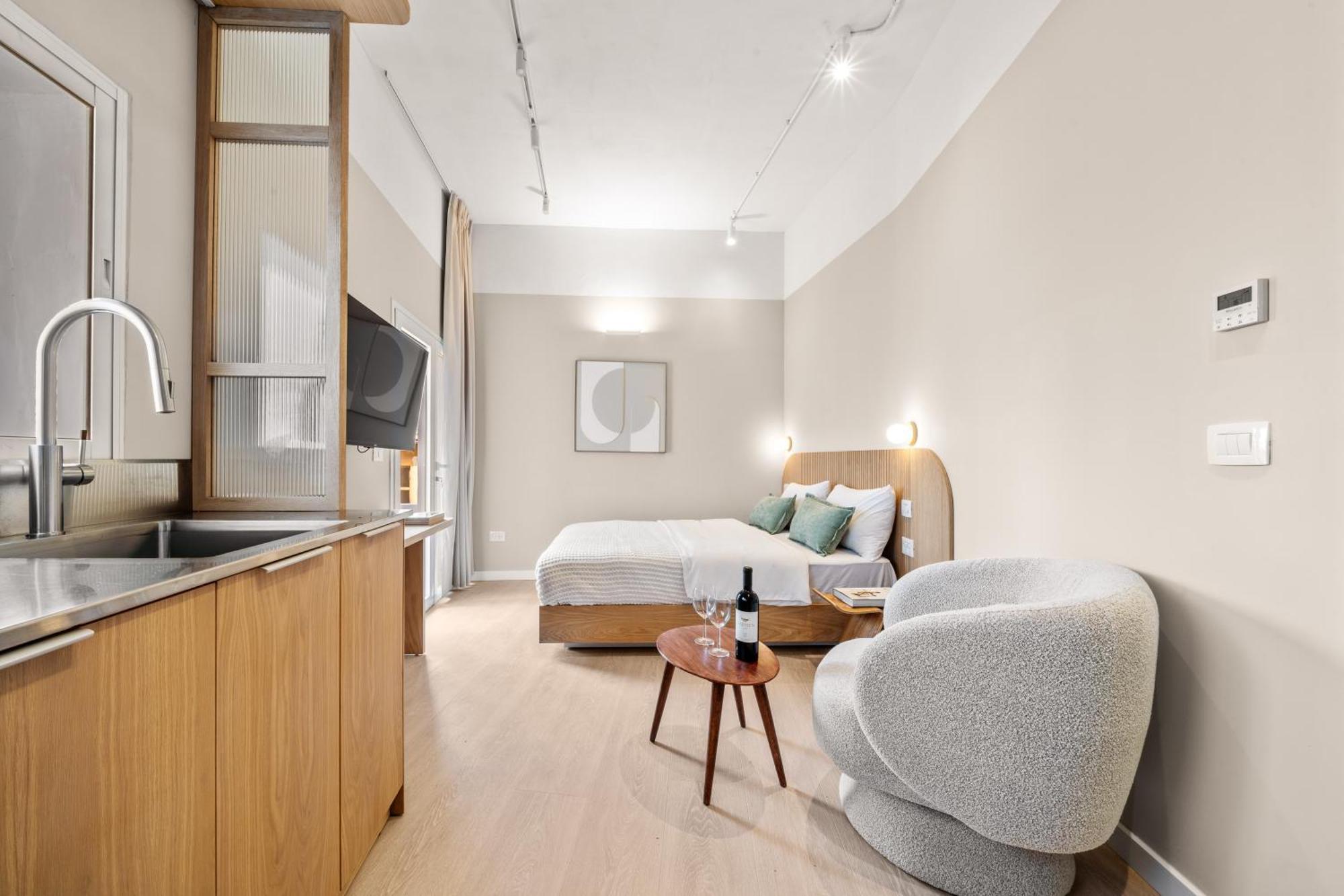 Goodhouse, Allenby Geula House Apartment