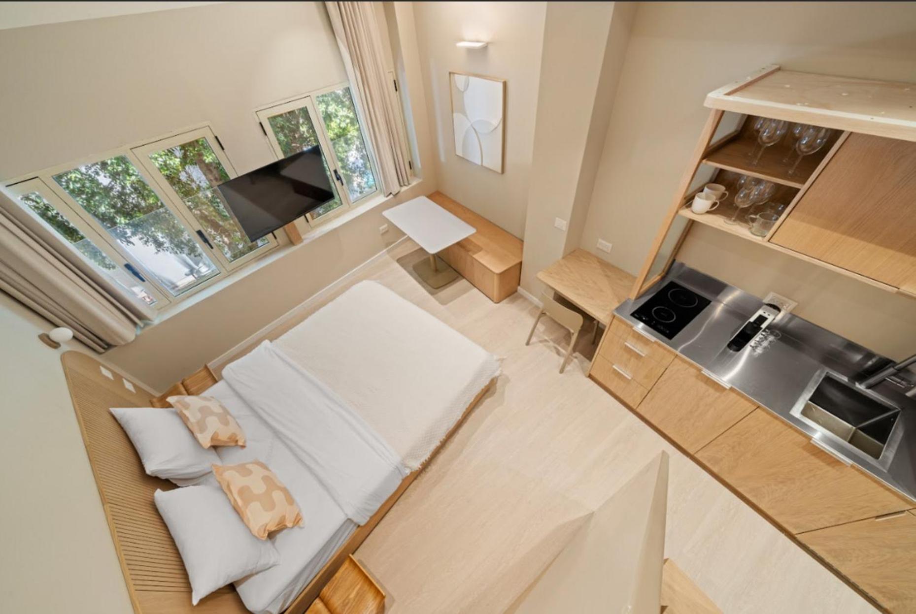 Goodhouse, Allenby Geula House